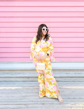Load image into Gallery viewer, Retro White Sunnies