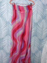 Load image into Gallery viewer, CLOSET SALE pucci print coverup pants