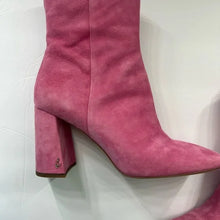 Load image into Gallery viewer, CLOSET SALE pink suede boots