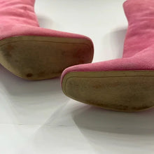 Load image into Gallery viewer, CLOSET SALE pink suede boots
