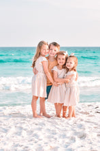 Load image into Gallery viewer, 30A family photographer 