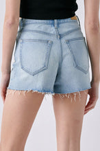 Load image into Gallery viewer, High Rise Mom Shorts Light Wash